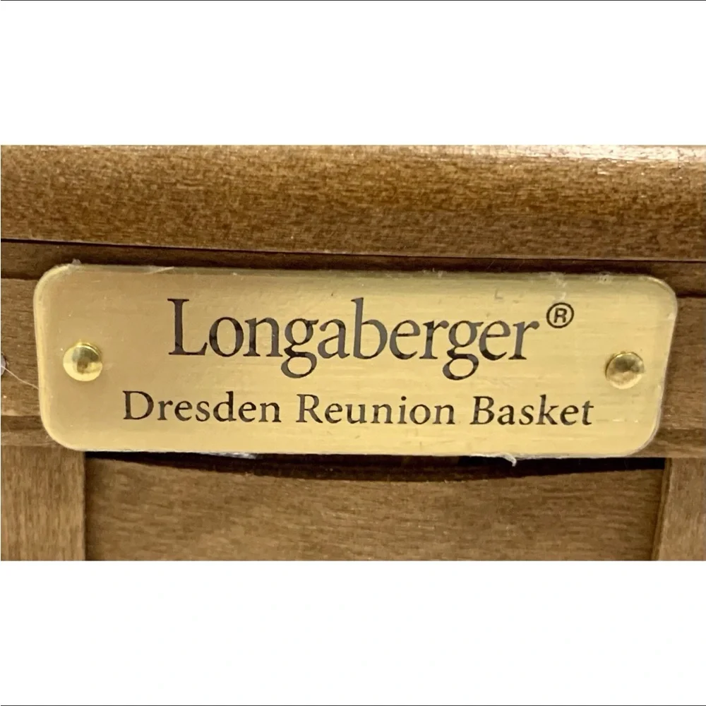 2015 Dresden Reunion Basket w Lid “Home is Where the Heart Is” Longaberger